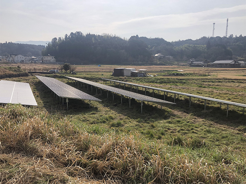 写真：太陽光設備設置工事